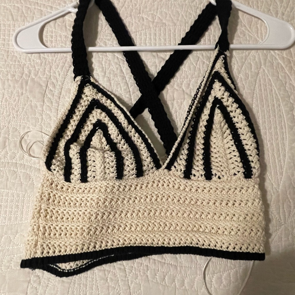 Zara Knit/Crochet Crop Top size S